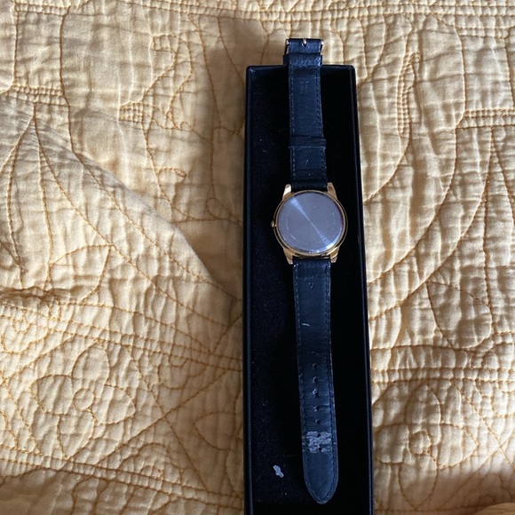 Vintage Mickey Watch - Picture 3 of 3
